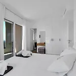 Vip With Pool 别墅 马卡尔斯卡