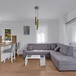 Vip With Pool 别墅 马卡尔斯卡