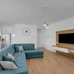 Vip With Pool 马卡尔斯卡