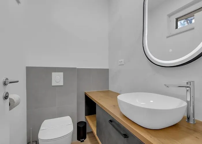 Vip With Pool Villa *